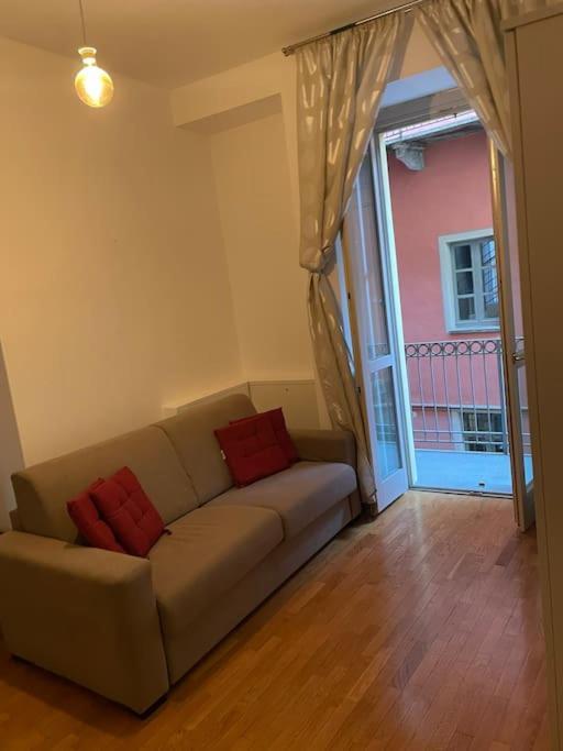 Ferienwohnung Il Grappolo D'Alba Exterior foto
