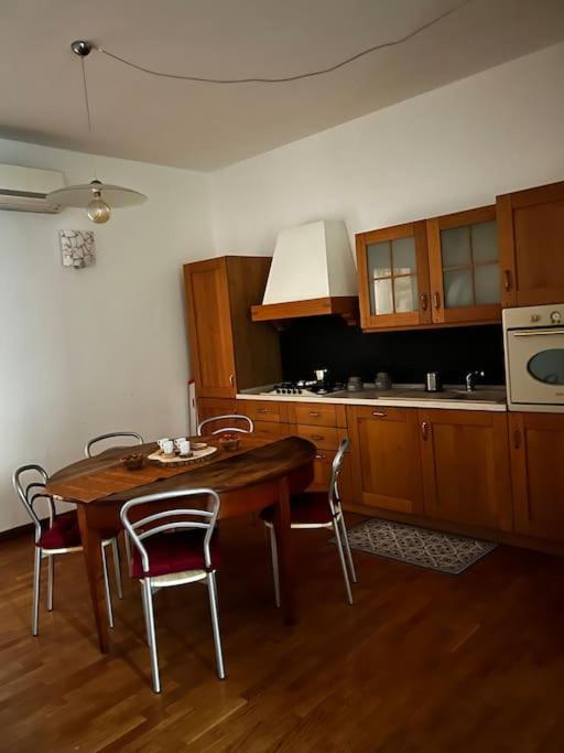 Ferienwohnung Il Grappolo D'Alba Exterior foto